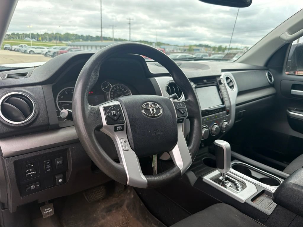 Used 2016 Toyota Tundra SR5 AWD/4WD image 10