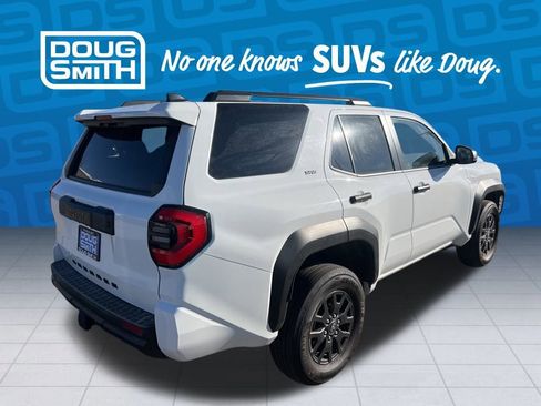Used 2025 Toyota 4Runner SR5 image 5