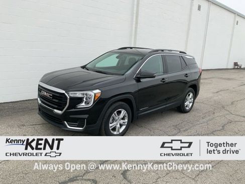 Certified 2022 GMC Terrain SLE w/ Driver Convenience Package image 29
