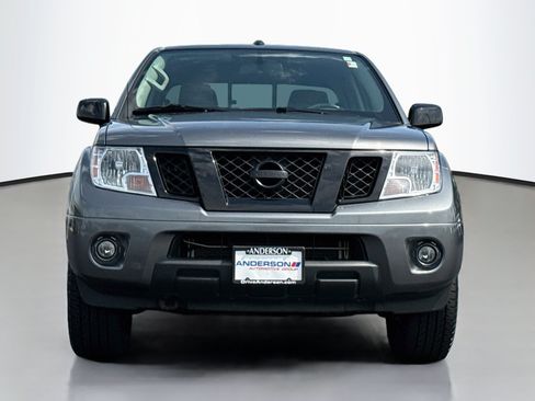 Used 2018 Nissan Frontier SV w/ Value Truck Package AWD/4WD image 2