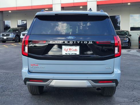 Certified 2025 Ford Expedition Max Platinum AWD/4WD image 5