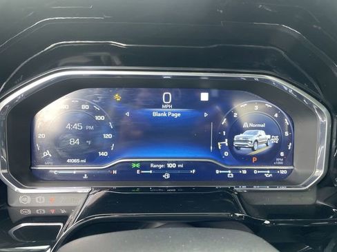 Used 2022 Chevrolet Silverado 1500 RST image 15