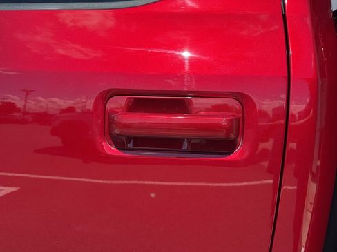 Used 2019 Ford F150 Lariat image 11