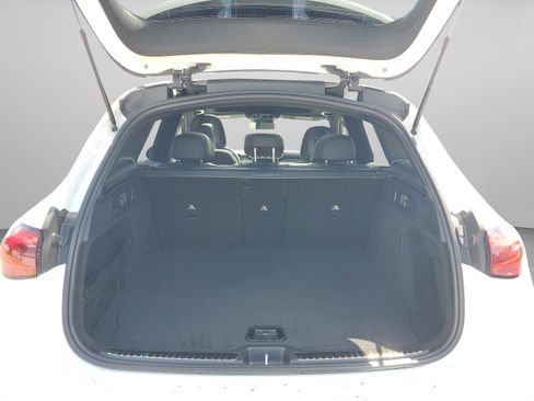 Certified 2026 Mercedes-Benz GLC 300 4MATIC image 9