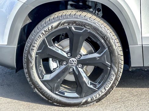 New 2026 Volkswagen Taos SEL AWD/4WD image 25