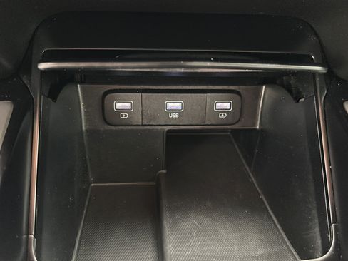 Used 2022 Kia Sorento LX AWD/4WD image 21