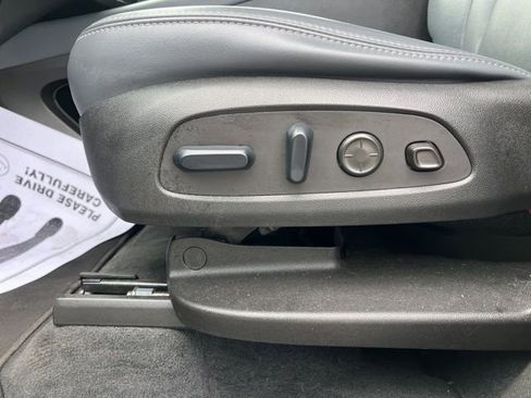 Used 2024 Buick Enclave Premium FWD image 29