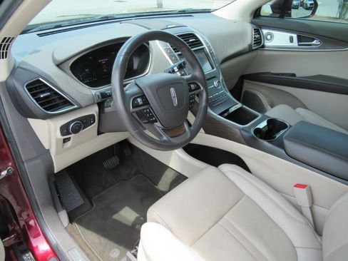 Used 2020 Lincoln Nautilus Reserve w/ Equipment Group 202A AWD/4WD image 18
