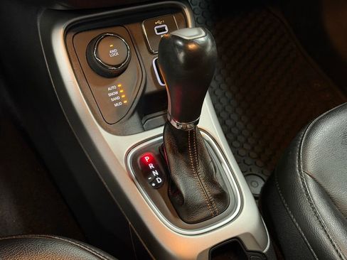 Used 2020 Jeep Compass Latitude w/ Cold Weather Group image 29