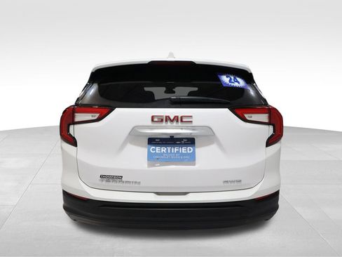 Certified 2024 GMC Terrain SLE image 3