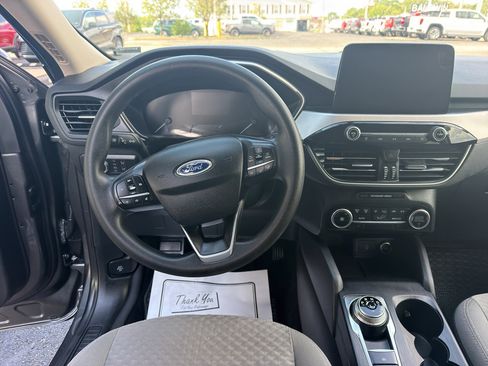 Used 2020 Ford Escape SE FWD image 11