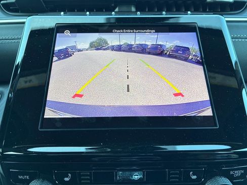 New 2025 Jeep Grand Cherokee L Altitude image 18