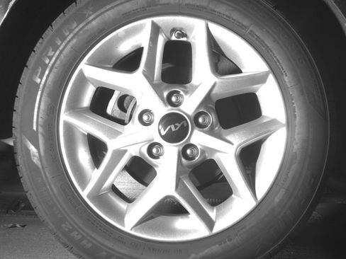 Used 2025 Kia Soul LX w/ LX Technology Package image 15