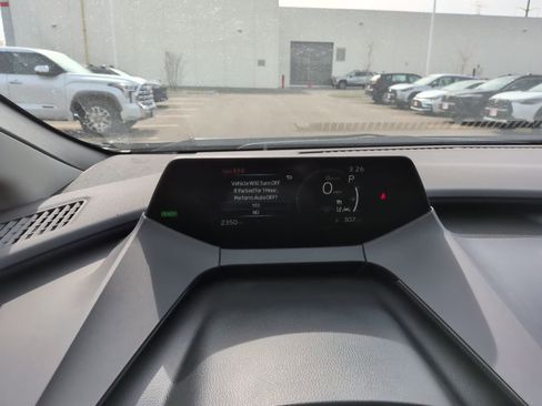 Used 2024 Toyota Prius XLE image 22