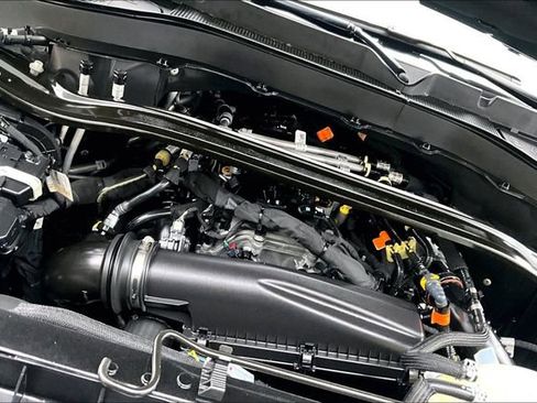 Used 2025 Ford Explorer ST-Line image 35