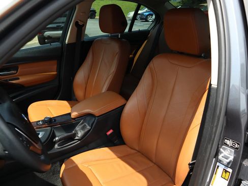 Used 2014 BMW 328d Sedan RWD image 10