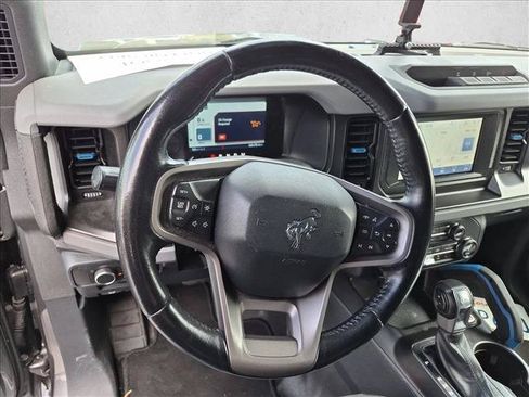 Used 2022 Ford Bronco Black Diamond AWD/4WD image 14