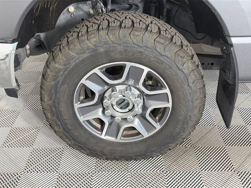 Used 2024 Ford F250 Lariat AWD/4WD image 8