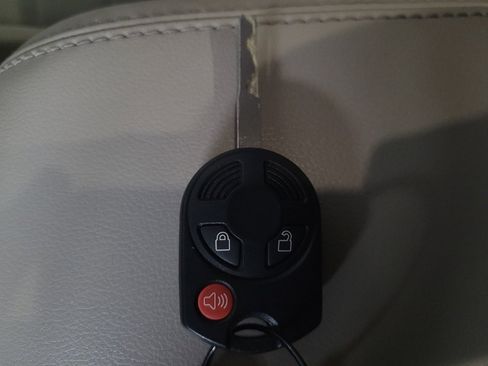 Used 2014 Ford Escape SE image 32