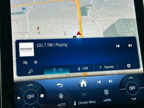 Certified 2025 Mercedes-Benz GLC 350e 4MATIC image 23