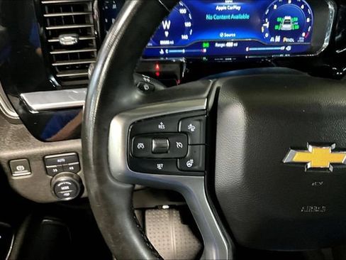 Used 2023 Chevrolet Silverado 1500 LT AWD/4WD image 12