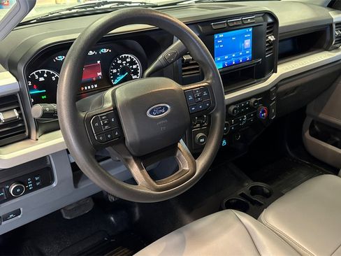 Used 2023 Ford F250 XL w/ XL Chrome Package image 12