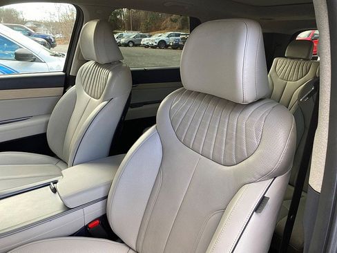 Used 2024 Hyundai Palisade Limited image 20