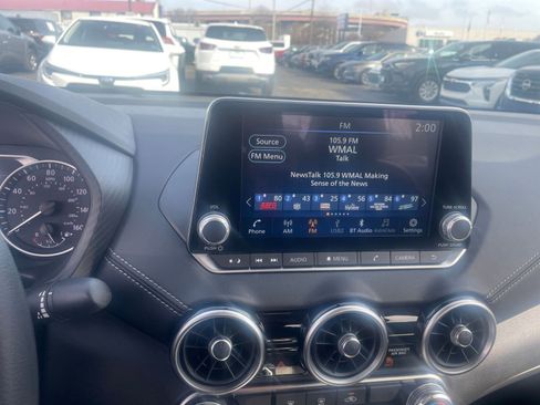 Used 2025 Nissan Sentra SV image 18