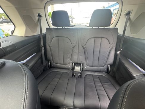 Used 2020 BMW X7 xDrive40i w/ Premium Package AWD/4WD image 20