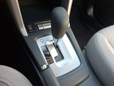 Used 2017 Subaru Forester 2.5i Premium w/ All-Weather Package image 15