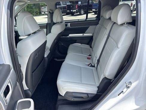 Certified 2024 Hyundai Santa Fe Limited FWD image 14