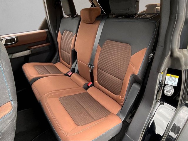 Used 2023 Ford Bronco Outer Banks w/ Sasquatch Package AWD/4WD image 26