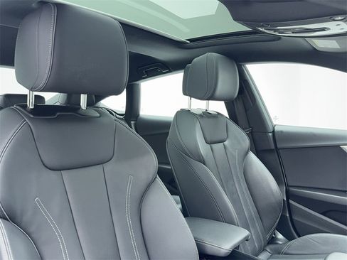 Used 2025 Audi A5 2.0T Premium Plus image 44