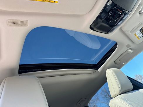 Used 2025 Lexus RX 350 350h w/ Convenience Package image 27