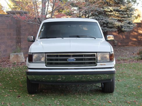 Used 1987 Ford Bronco image 3