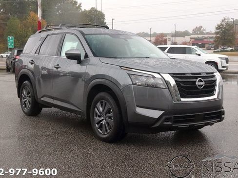 New 2025 Nissan Pathfinder SV image 1