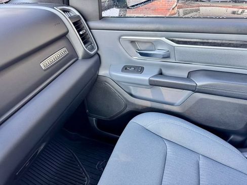 Used 2022 RAM 1500 Big Horn AWD/4WD image 16