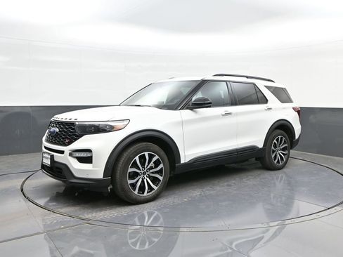 Used 2020 Ford Explorer ST w/ Premium Technology Package image 1