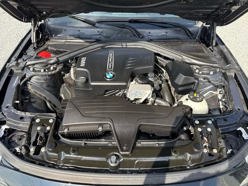 Used 2016 BMW 320i xDrive Sedan image 25