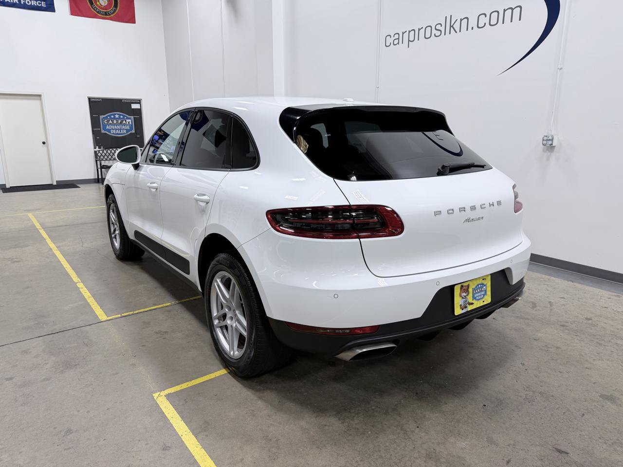 Used 2018 Porsche Macan AWD/4WD image 5