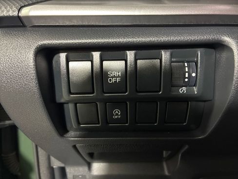 Certified 2023 Subaru Forester Premium AWD/4WD image 24