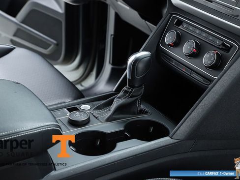 Used 2022 Volkswagen Atlas Cross Sport SE image 70