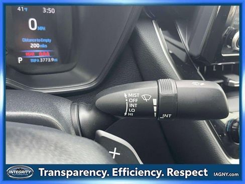 Used 2022 Toyota Corolla SE w/ Body Protection Package (TMS) image 23