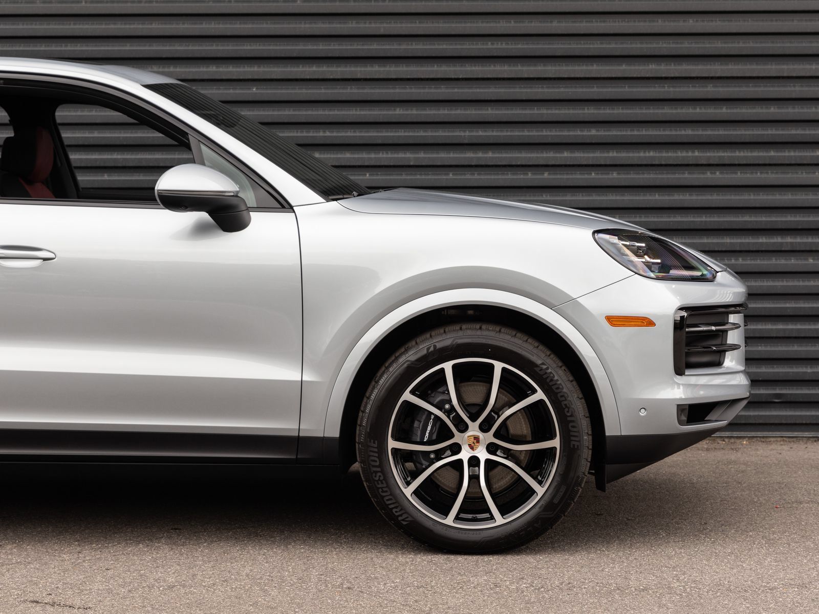 Certified 2026 Porsche Cayenne AWD/4WD image 9