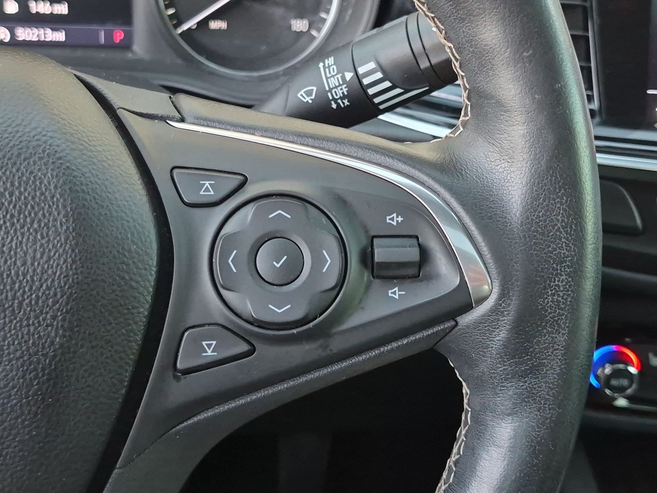 Used 2019 Buick Regal Essence w/ Driver Confidence Package I FWD image 15