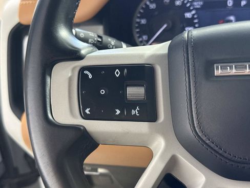 Used 2023 Land Rover Defender 110 X-Dynamic SE AWD/4WD image 31