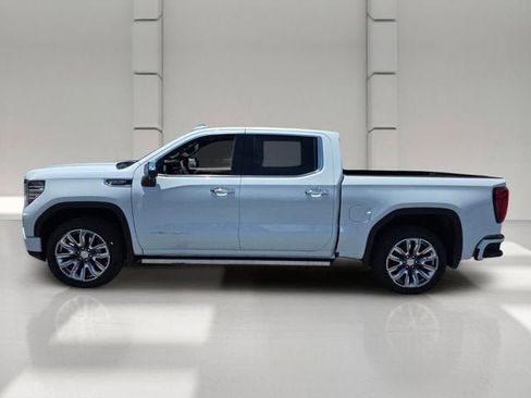 New 2026 GMC Sierra 1500 Denali w/ Denali Reserve Package AWD/4WD image 2