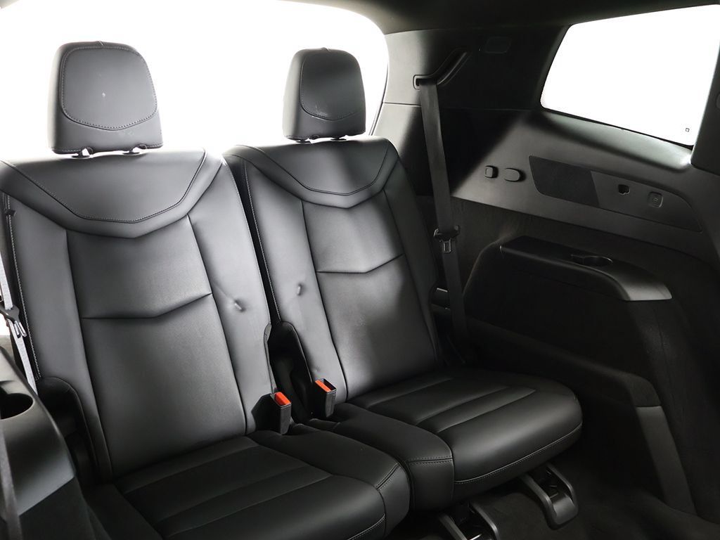Used 2024 Cadillac XT6 Sport w/ LPO, Floor Liner Package AWD/4WD image 45