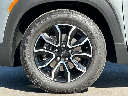 Used 2024 Chevrolet TrailBlazer ACTIV w/ Convenience Package image 35