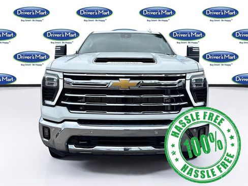 Used 2024 Chevrolet Silverado 2500 LTZ w/ LTZ Plus Package image 2